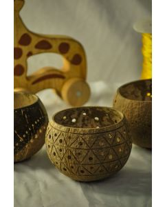 Coco Candle holder- Golden Pineapple