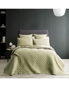 Cavallo Stone Washed French Linen Quilted Bed Jade Coverlet Set by Renee Taylor King