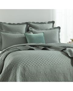 Scallop Jacquard Juniper Coverlet Set by Renee Taylor Single/Double