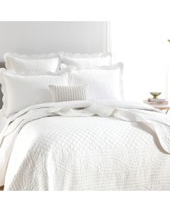 Scallop Jacquard Pearl Coverlet Set by Renee Taylor Single/Double