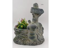 Welcome Snail Planter